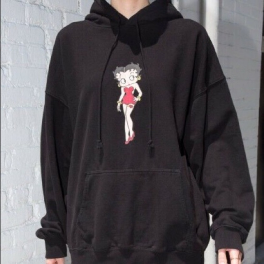 [FOUND] ISO Brandy melville betty boop hoodie